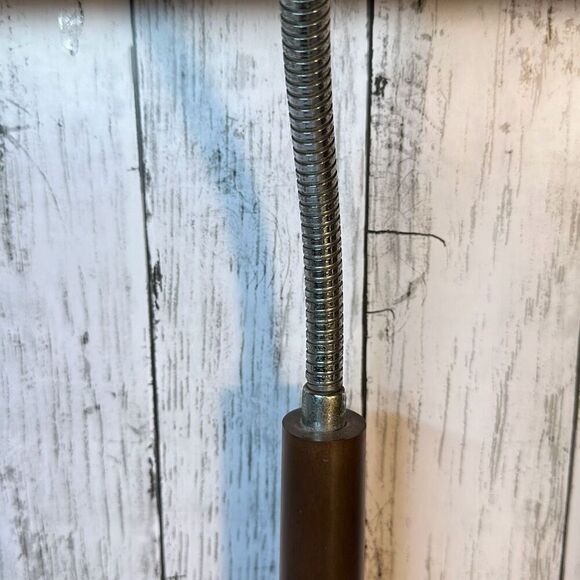 Vintage Vornado Adjustable Fluorescent Desk Workshop Lamp Light Works Model 100 - Picture 4 of 9